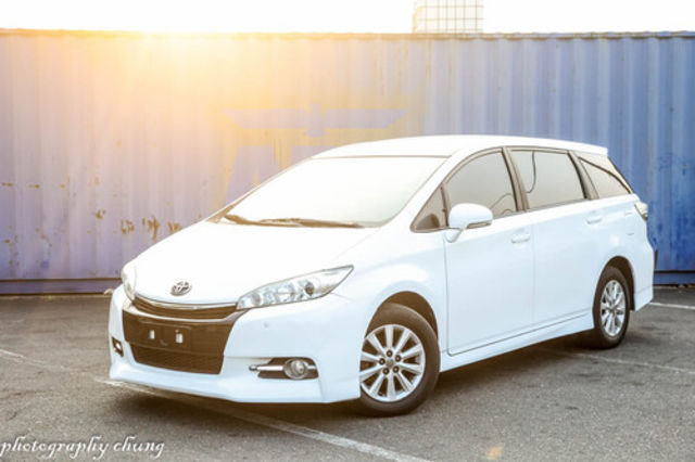 TOYOTA豐田 WISH  第1張相片