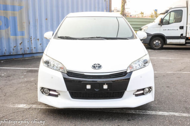 TOYOTA豐田 WISH  第3張相片
