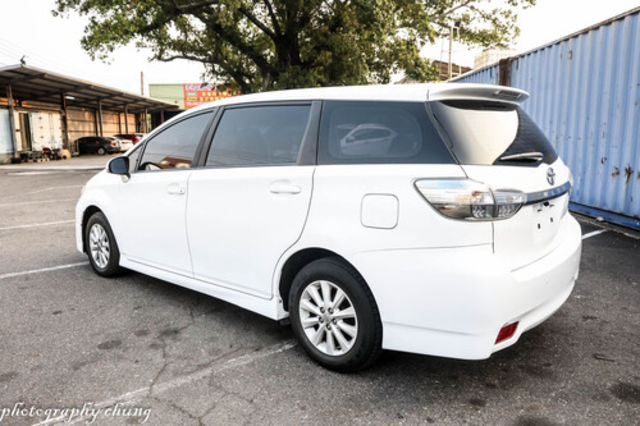 TOYOTA豐田 WISH  第6張相片