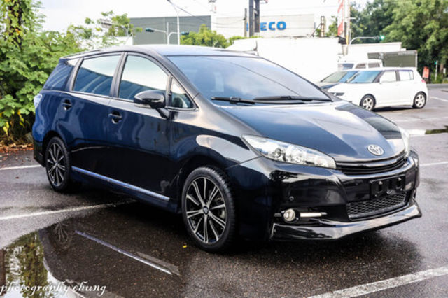 TOYOTA豐田 WISH  第5張相片