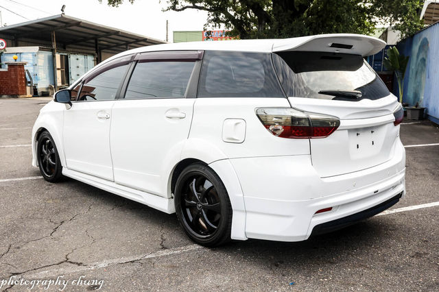 TOYOTA豐田 WISH  第6張相片