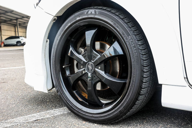 TOYOTA豐田 WISH  第9張相片