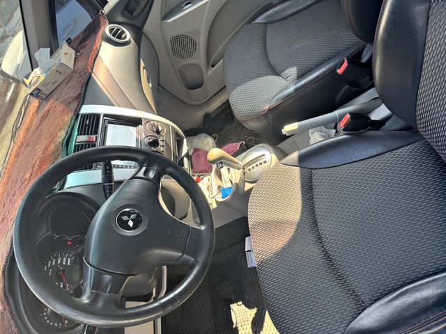 MITSUBISHI三菱 COLT PLUS  第5張相片