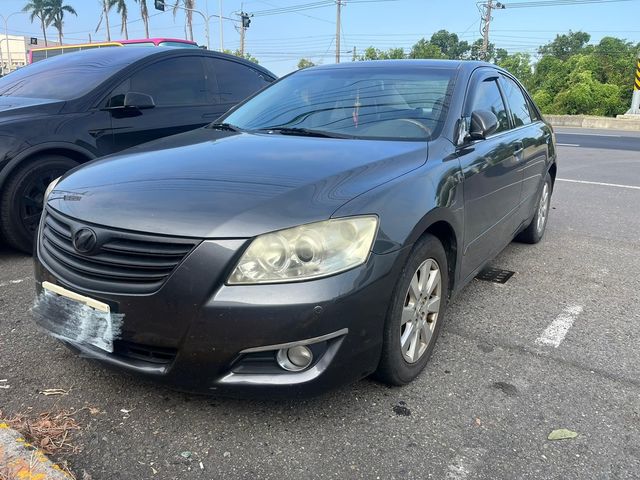 TOYOTA豐田 CAMRY  第2張相片