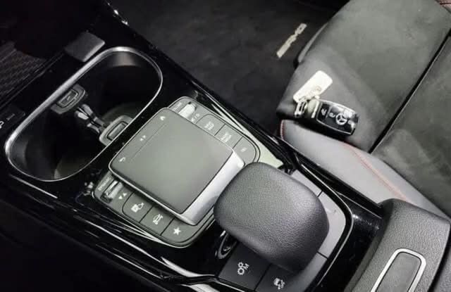 M-BENZ賓士 A35 AMG  第13張相片