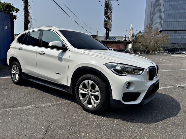 BMW寶馬 X1  第3張相片