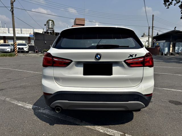 BMW寶馬 X1  第4張相片