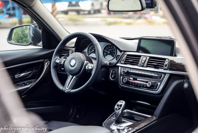 BMW寶馬 328I  第2張相片