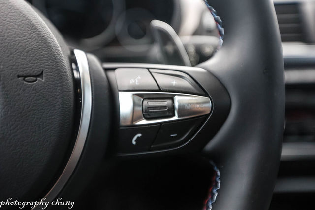 BMW寶馬 328I  第10張相片