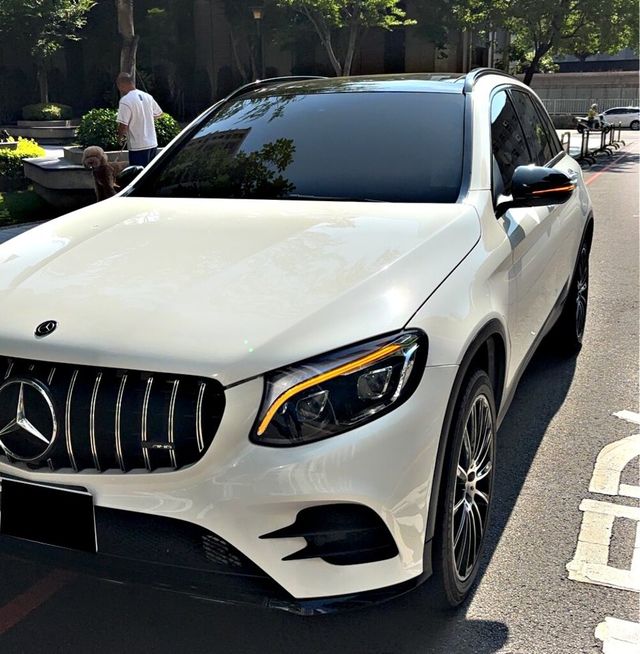 M-BENZ賓士 GLC300  第3張相片