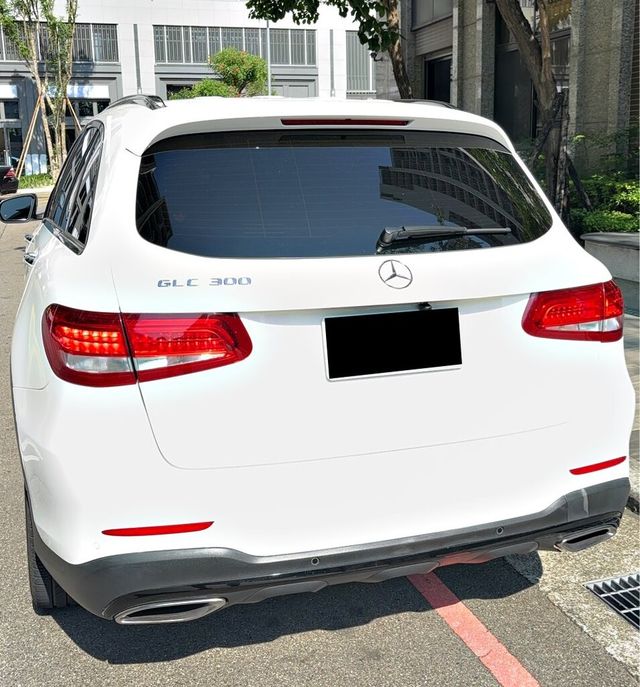 M-BENZ賓士 GLC300  第4張相片