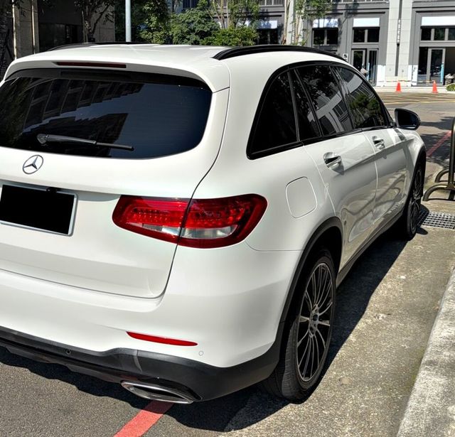 M-BENZ賓士 GLC300  第5張相片