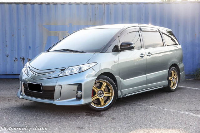 TOYOTA豐田 PREVIA  第1張相片