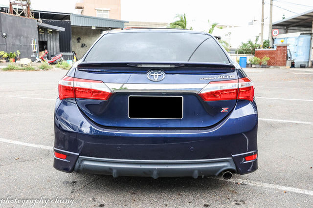 TOYOTA豐田 ALTIS  第2張相片