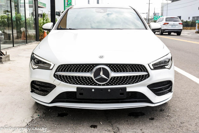 M-BENZ賓士 CLA250  第3張相片