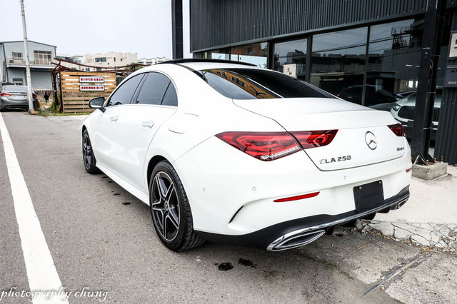M-BENZ賓士 CLA250  第8張相片