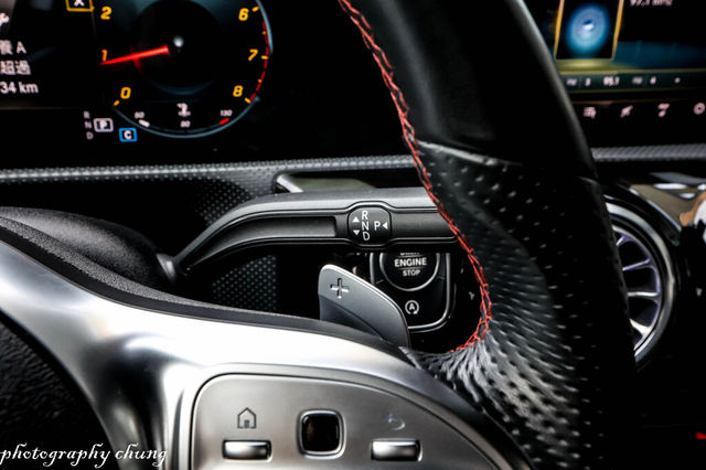 M-BENZ賓士 CLA250  第16張相片