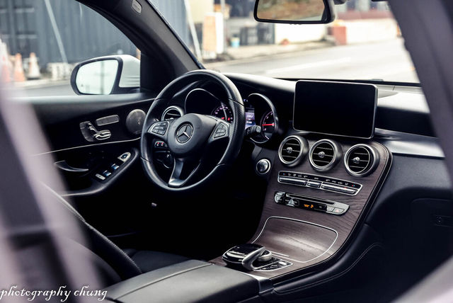 M-BENZ賓士 GLC300 AMG COUPE  第2張相片