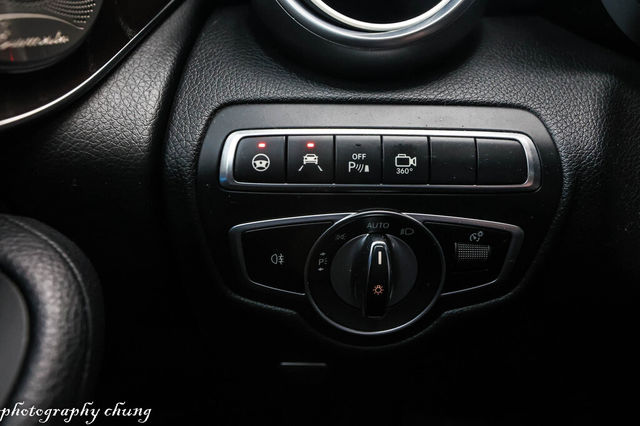 M-BENZ賓士 GLC300 AMG COUPE  第17張相片