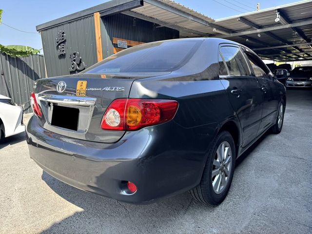 TOYOTA豐田 ALTIS  第5張相片