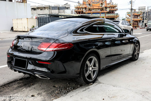 M-BENZ賓士 C300 COUPE  第7張相片