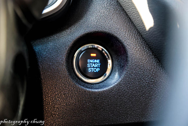 TOYOTA豐田 ALTIS  第4張相片