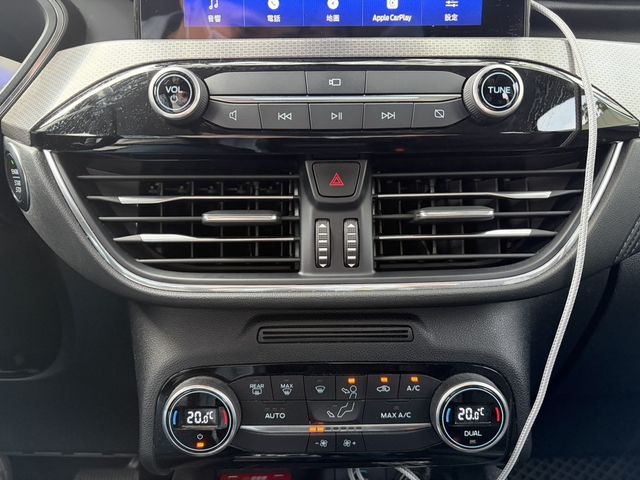 FORD福特 KUGA  第16張相片