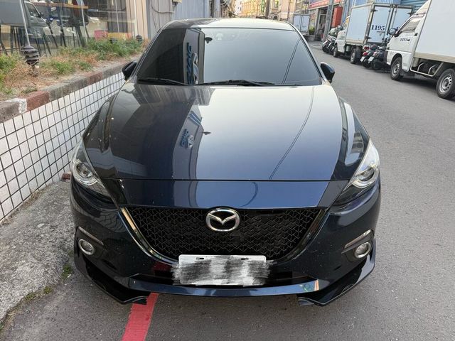 MAZDA馬自達 MAZDA 3  第2張相片