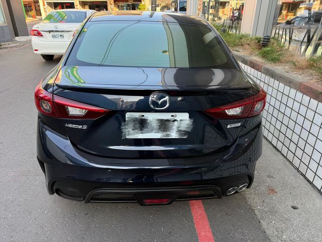 MAZDA馬自達 MAZDA 3  第3張相片