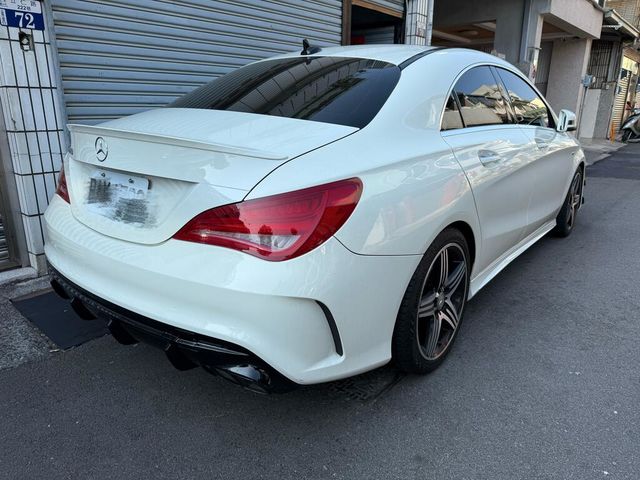 M-BENZ賓士 CLA250  第3張相片