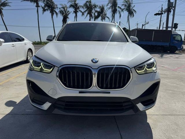 BMW寶馬 X1  第1張相片