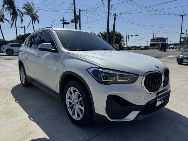 BMW寶馬 X1  第2張相片