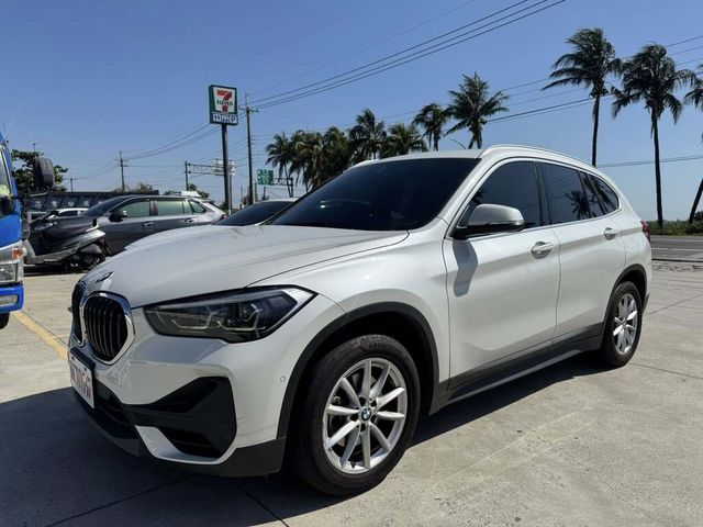 BMW寶馬 X1  第3張相片