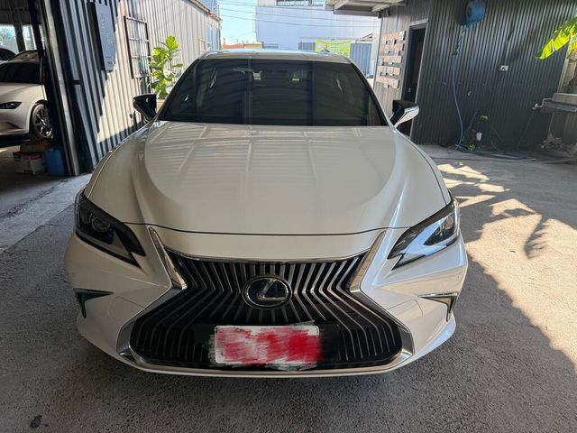 LEXUS凌志 ES200  第2張相片