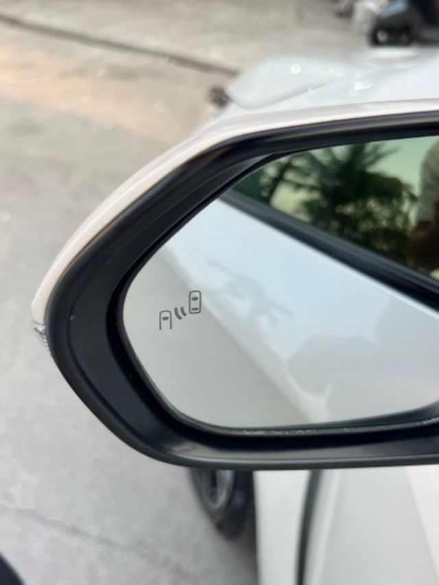 2018年 【AURIS】  【旗艦版】  2.0 【原版件】  【認證車】  【實跑】  【安卓機】  【盲點】  第11張相片