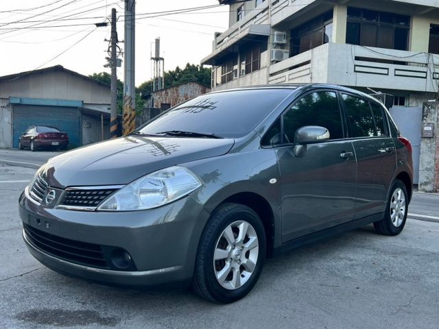 2011年 TIIDA 1.8 原版件 頂級免鑰匙 恆溫  第1張相片
