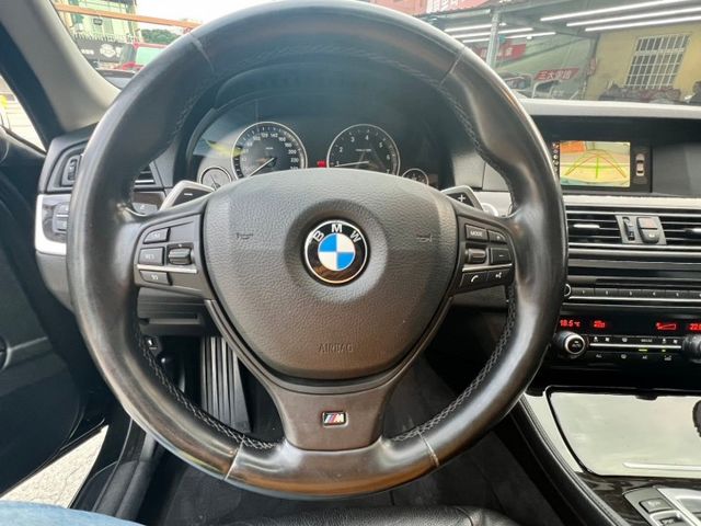 2013年 520i 認證車 實跑 電動尾門  第7張相片