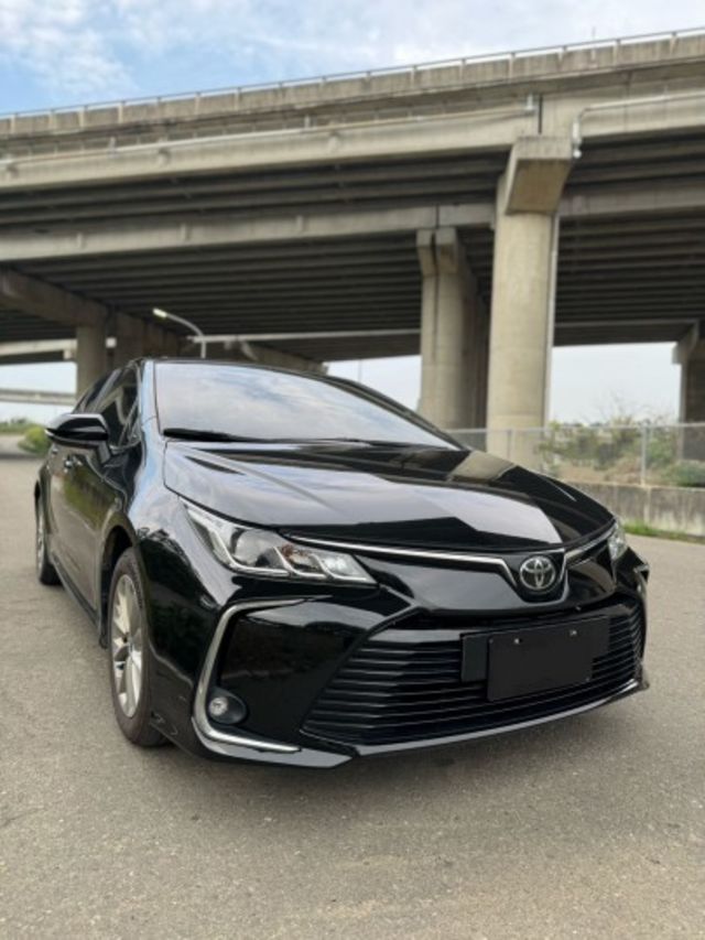 2021 黑色 Altis Acc 定速恆溫  第2張相片