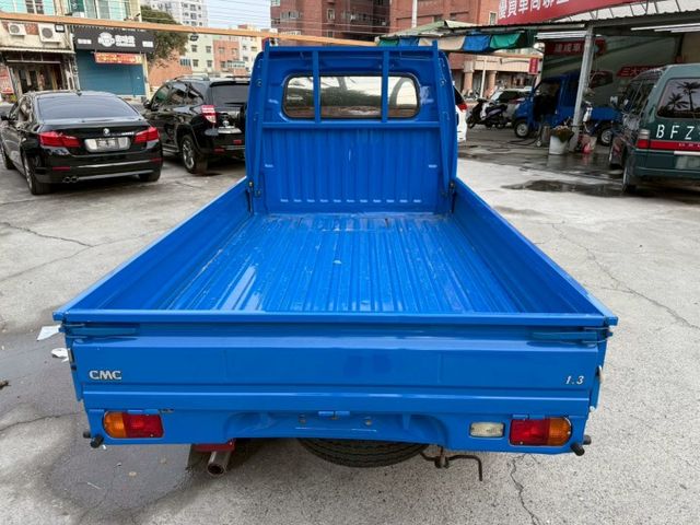 2010 凌厲 車況漂亮免整理 實跑11萬 原版件  第5張相片