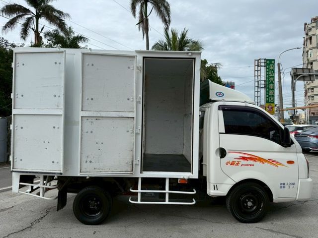 2017 2.4 小霸王 車況漂亮回去免整理！  第8張相片