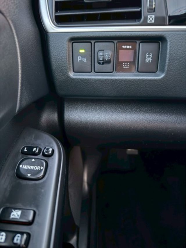 2020 2.0 Camry 原廠保養！原廠認證車！完全不用擔心車況 只賣36.8!  第14張相片