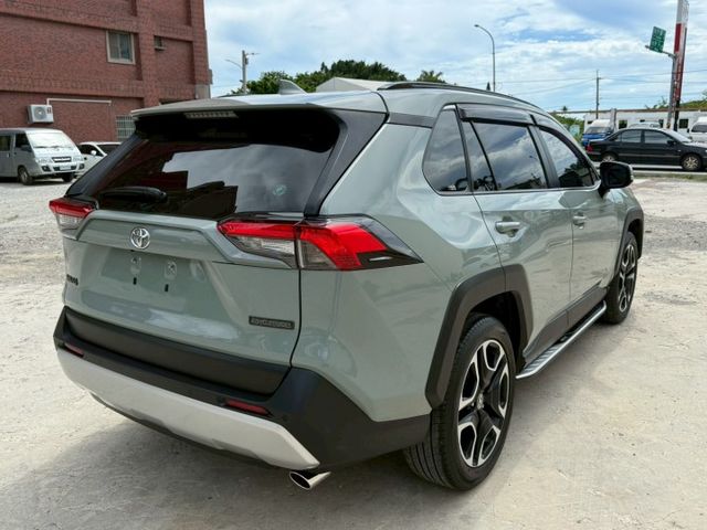 2020 RAV4 2.0躍野冒險版 4WD ACC 跟車 盲點 電尾 360環景  第5張相片