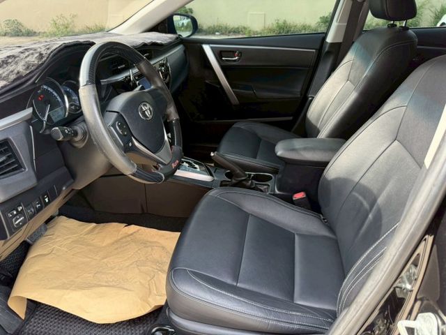 2015 黑 ALTIS 1.8 倒車影像 雷達 抬顯  第8張相片