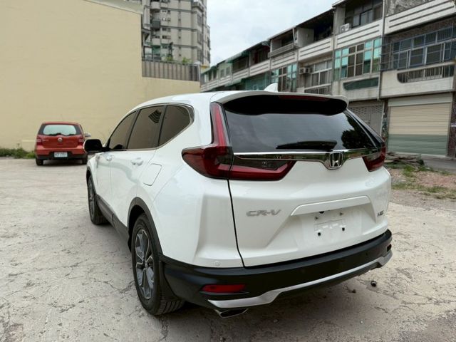 市場熱門車 21年 CR-V VTI-S 無天窗版本 摸門 定速 恆溫 倒車顯影 雷達 電尾門  第4張相片
