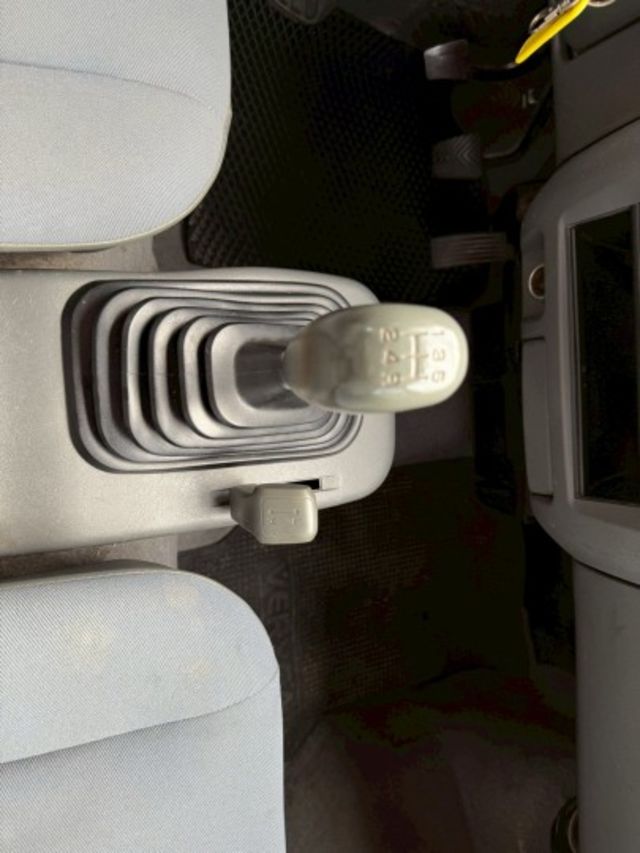 2012 1.2 菱利 四傳 原版件 車況好 該整理都整理了  第14張相片