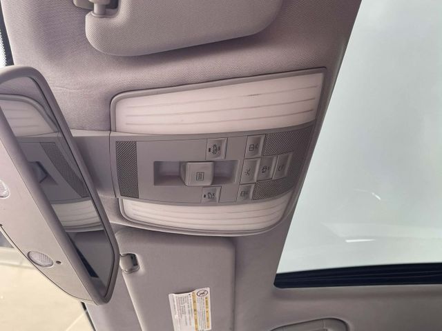 E-CLASS W212  第17張相片