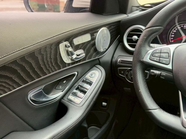 C-CLASS SEDAN W205  第19張相片