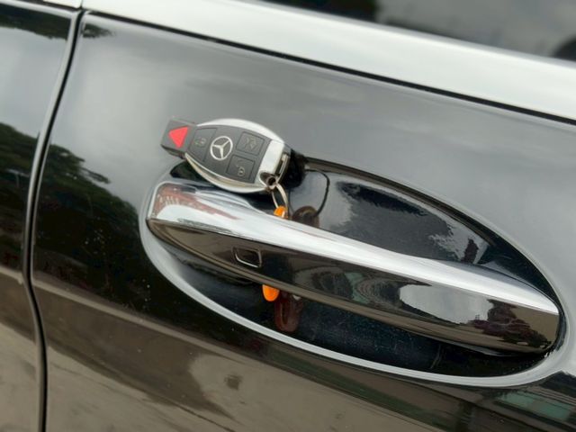 C-CLASS SEDAN W205  第20張相片