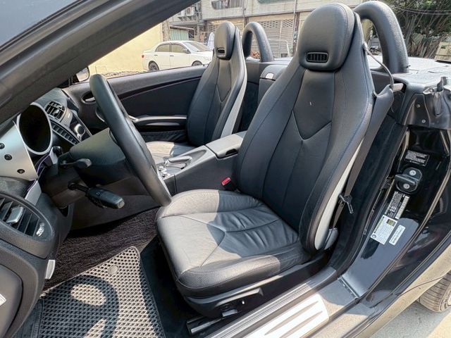 SLK-CLASS R171  第7張相片