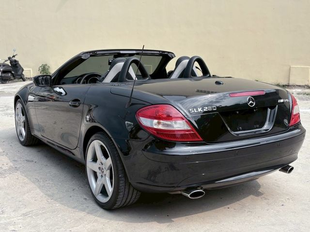 SLK-CLASS R171  第19張相片